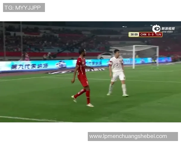 中国与韩国足球激战回顾董路解读精彩瞬间与战术分析 中国与韩国足球激战回顾董路解读精彩瞬间与战术分析